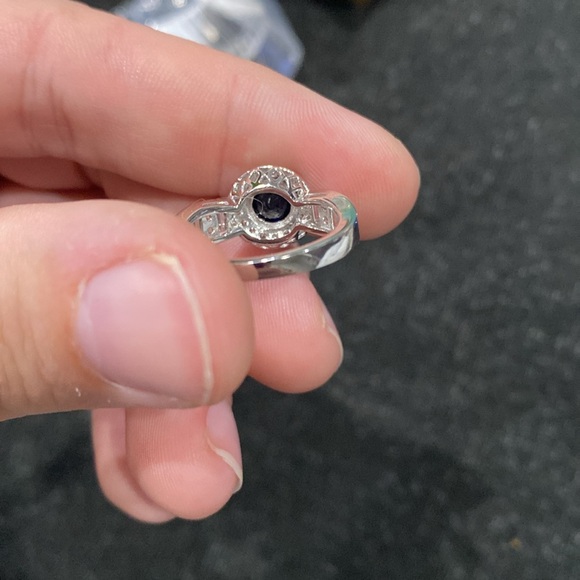 Sterling silver cubic zirconia created sapphire ring size 5 - Picture 5 of 8